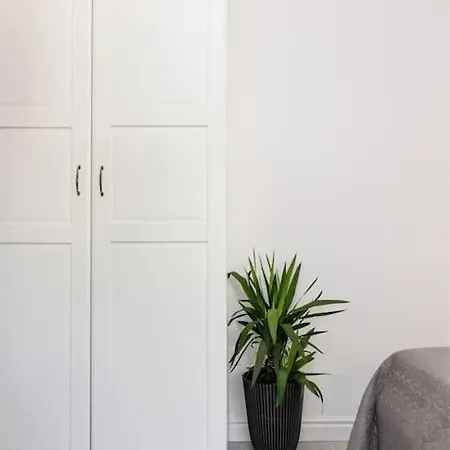 New Lux With Private Bathroom Full Privacy Apartamento Split