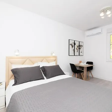 New Lux With Private Bathroom Full Privacy アパート