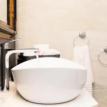 New Lux With Private Bathroom Full Privacy アパート *